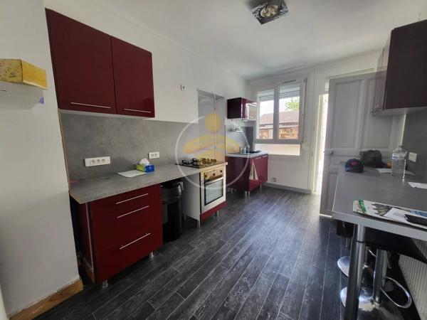 Vente                                                      Maison
                        
                     6 pièces                      95 m2                     à Tergnier