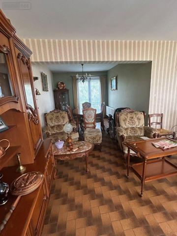 Maison à vendre à Mauriac dans le Cantal (15200), ref : 15060/1233