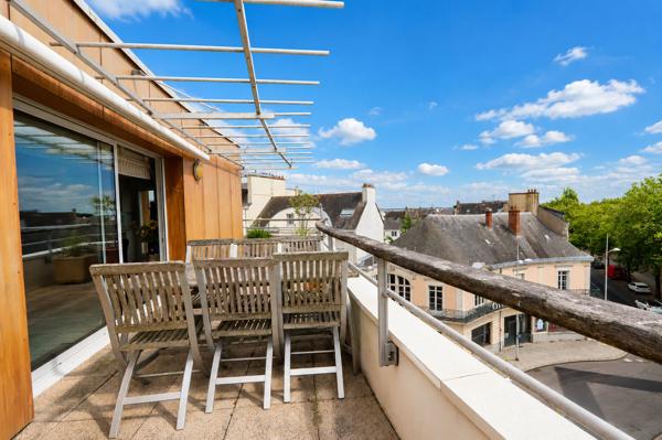 Appartement Saint Nazaire 5 pièce(s) 107 m2, terrasse avec aperçu mer, ascenseur, double garage, cave