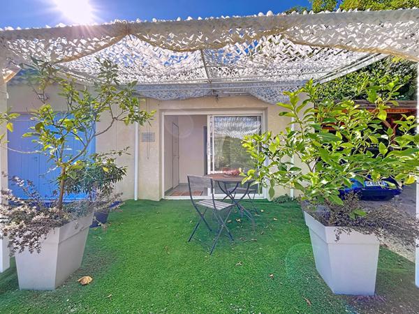 MAISON DE 186 M² SUR 2118 M² DE TERRAIN CONSTRUCTIBLE DANS UN ENVIRONNEMENT CALME