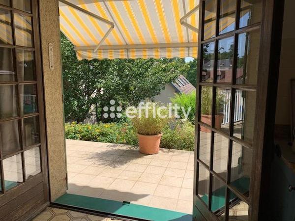 Maison 7 pièces - 250 m²