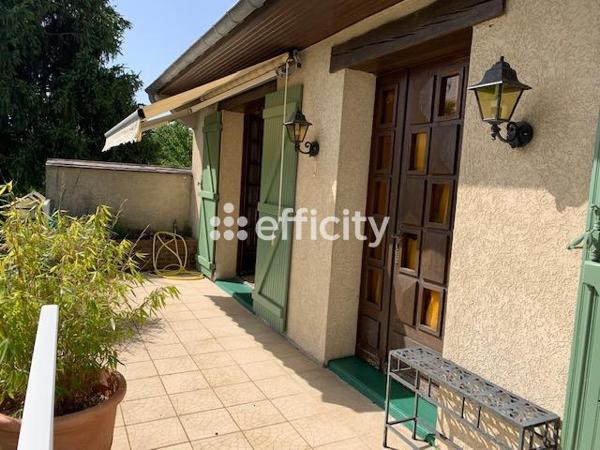 Maison 7 pièces - 250 m²