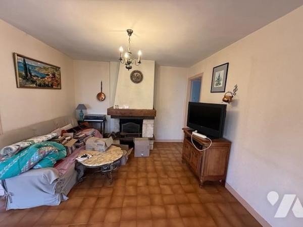 BERNAY PROCHE ECOLES ET INFRASTRUCTURES SPORTIVES PAVILLON SUR SOUS-SOL