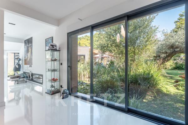 Mérignac – Villa d’architecte 320m², inspiration californienne et art de vivre