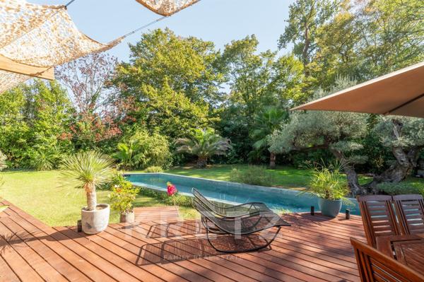 Mérignac – Villa d’architecte 320m², inspiration californienne et art de vivre