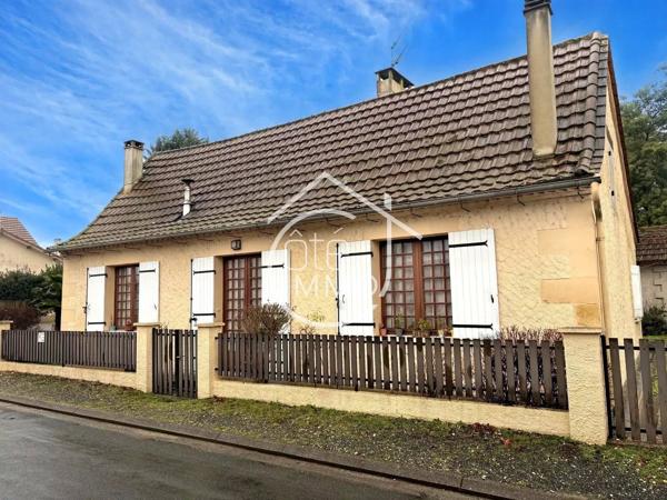 SAINT-PIERRE-D'EYRAUD : Maison de village 4 pièces de 118m² avec jardin