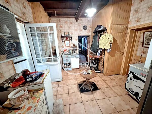 SAINT-PIERRE-D'EYRAUD : Maison de village 4 pièces de 118m² avec jardin