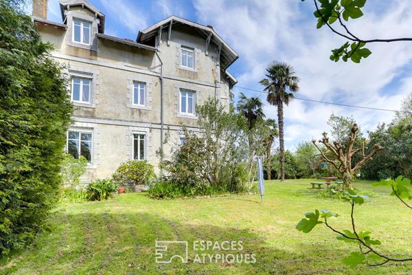 Maison de maître avec grand jardin en coeur de ville