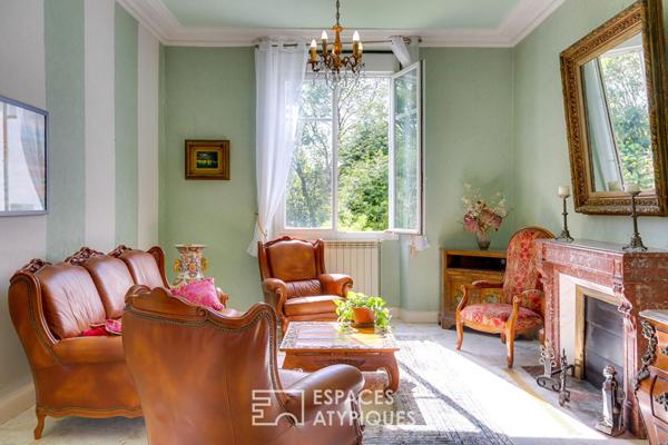 Maison de maître avec grand jardin en coeur de ville