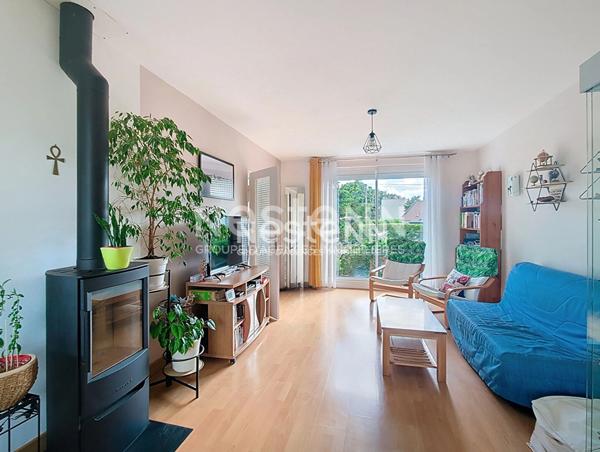 A Vendre : grand pavillon familial 5 chambres sur terrain de 700 m² - Vernouillet (28) - école et collège à pieds en moins de 5 minutes