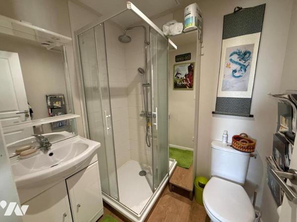 T4 de 93 m² avec balcon plein sud – Habitat participatif dans immeuble écologique récent (2021)