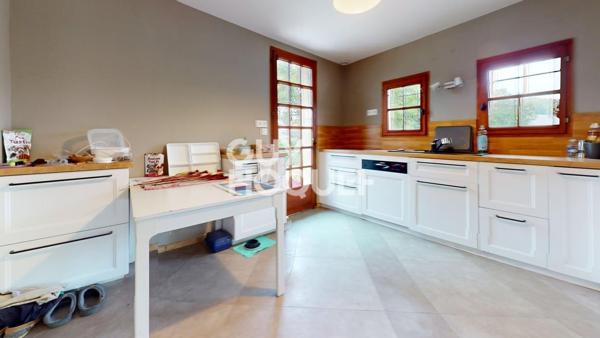 MAISON À VENDRE DE 4 PIÈCES DE 110,00 M²