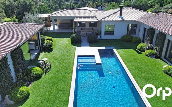 Maison à vendre    4 pièces • 208 m2 Lecci