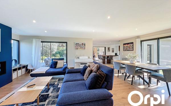 Maison à vendre    4 pièces • 208 m2 Lecci