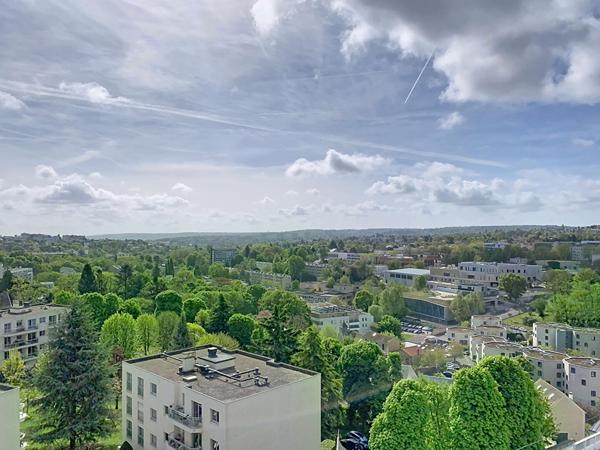 Appartement 5 pièces de 81 m² - Saint-Germain-en-Laye