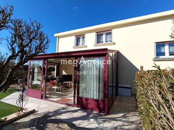 Maison à Aizenay, 85190 - 9 pièces 172m²
