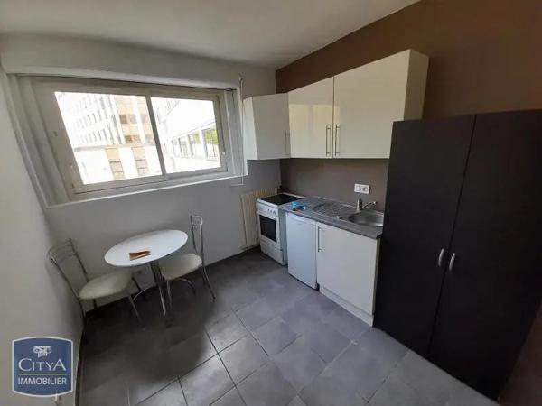 Appartement à louer 1 pièce 17m² Bourges (18000)