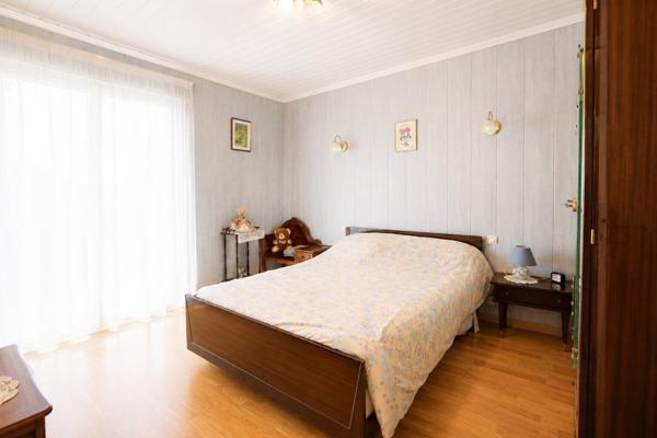 Maison familiale 101 m² avec 3 chambres et jardin arboré de 688 m² – Cholet