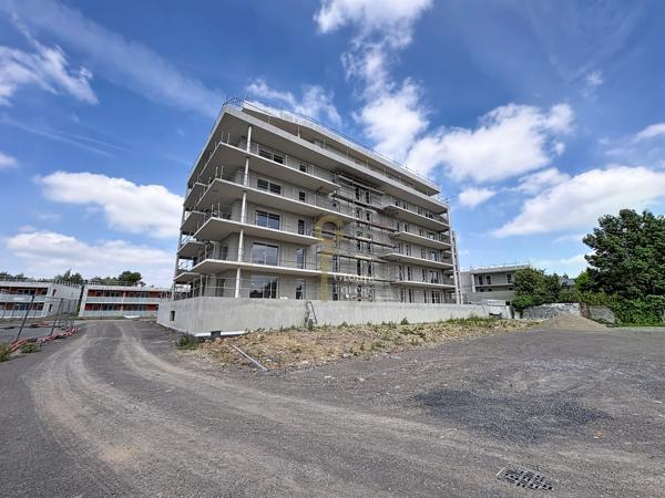 Spacieux T4 avec vue sur les toits de La Madeleine