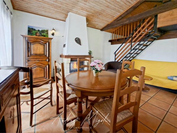 Propriété en pierre avec maison, gîte, 245m², 7 chambres, piscine, 300m² de dépendances, parc de 2,5 hectares