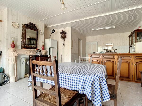 Maison à vendre    1 pièce •  Broye-Aubigney-Montseugny