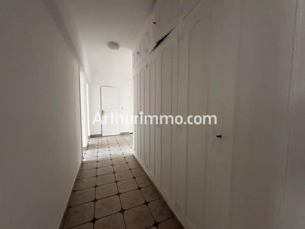 Vente                                                      Appartement
                        
                     5 pièces                      114 m2                     à Le Havre
