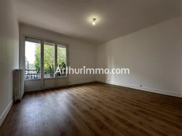 Vente                                                      Appartement
                        
                     5 pièces                      114 m2                     à Le Havre