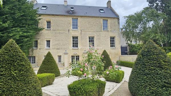 Vente                                                      Propriété
                        
                     8 pièces                      224 m2                     à Caen