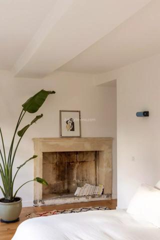 Vente                                                      Propriété
                        
                     8 pièces                      224 m2                     à Caen