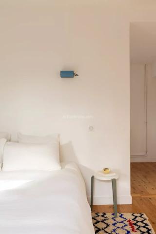 Vente                                                      Propriété
                        
                     8 pièces                      224 m2                     à Caen