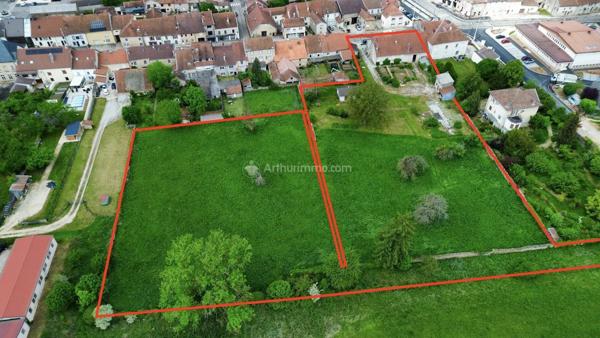 Vente                                                      Propriété
                        
                     10 pièces                      255 m2                     à Liffol-le-Grand