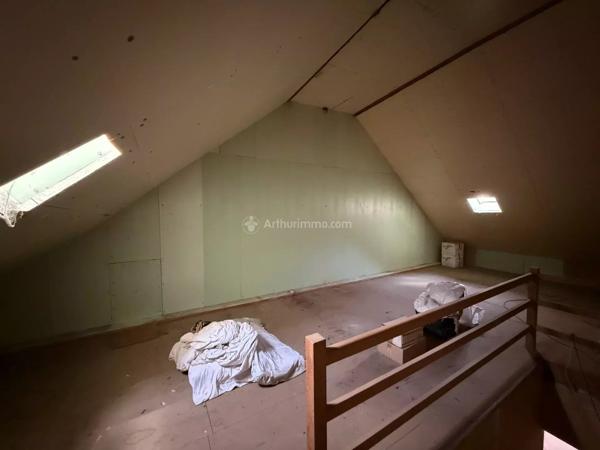 Vente                                                      Propriété
                        
                     10 pièces                      255 m2                     à Liffol-le-Grand