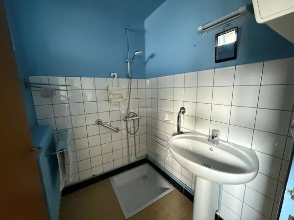 Vente                                                      Propriété
                        
                     10 pièces                      255 m2                     à Liffol-le-Grand