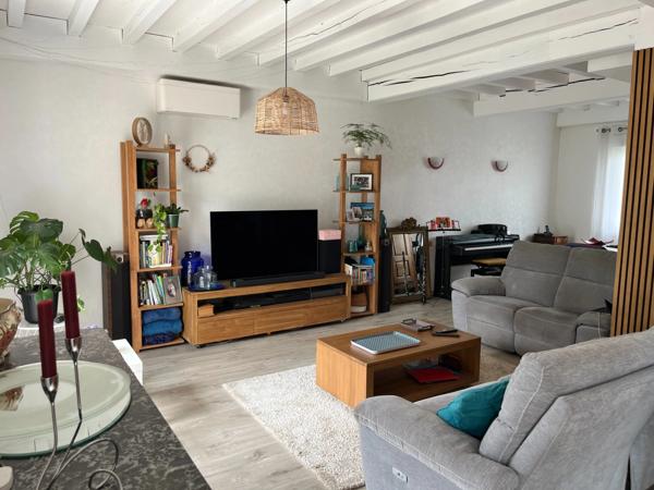 Maison à vendre 7 pièces SASSENAY (71) avec piscine, sur terrain de 1483m²