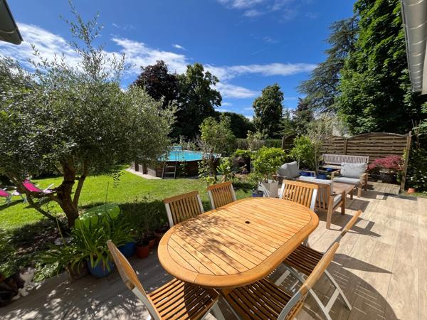 Maison à vendre 7 pièces SASSENAY (71) avec piscine, sur terrain de 1483m²