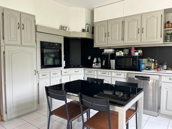 Maison à vendre 7 pièces SASSENAY (71) avec piscine, sur terrain de 1483m²