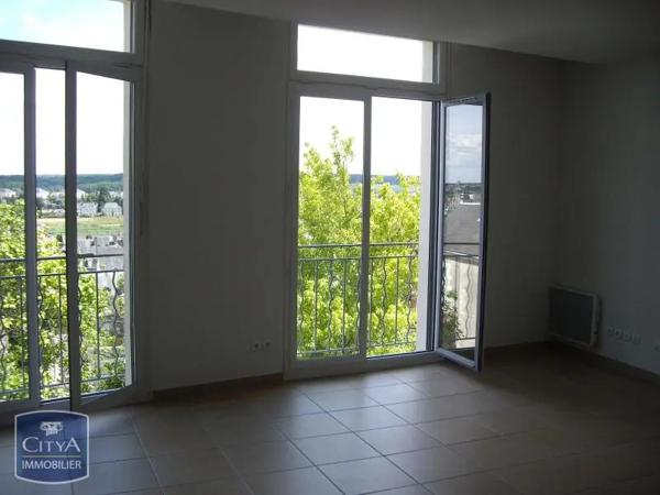Appartement à louer 2 pièces 48.5m² Blois (41000)