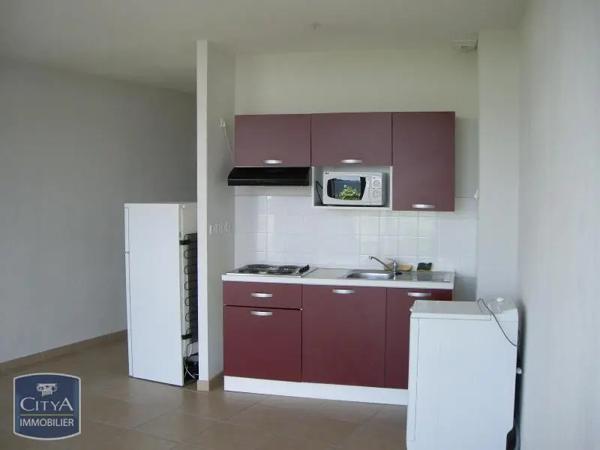 Appartement à louer 2 pièces 48.5m² Blois (41000)