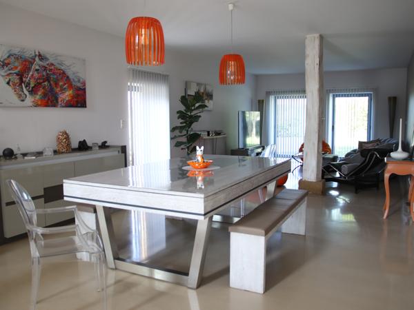 Propriete 5 pièce(s) 4 chambre(s) 338 m²