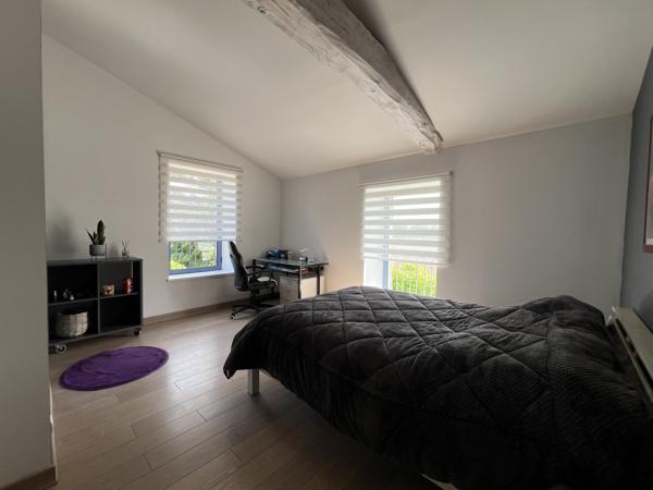 Propriete 5 pièce(s) 4 chambre(s) 338 m²