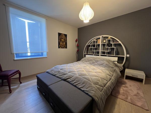 Propriete 5 pièce(s) 4 chambre(s) 338 m²