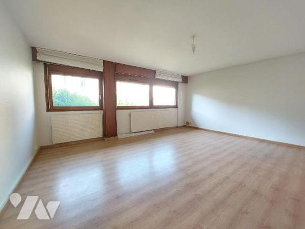 A VENDRE RENNES (35) Résidence Barre Saint Just - T3  + parking + cave
Au rez-de-chaussée de l...