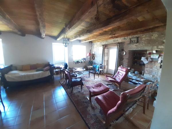 Propriete à vendre 8 pièces ARCAMBAL (46)