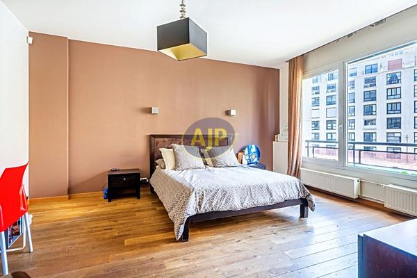 Appartement à vendre Paris 16eme - 5 pièces, 184m² avec 4 chambre(s) à 2 250 000€ - AJP Immobilier Paris 15 - Agence Pernet