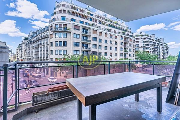Appartement à vendre Paris 16eme - 5 pièces, 184m² avec 4 chambre(s) à 2 250 000€ - AJP Immobilier Paris 15 - Agence Pernet