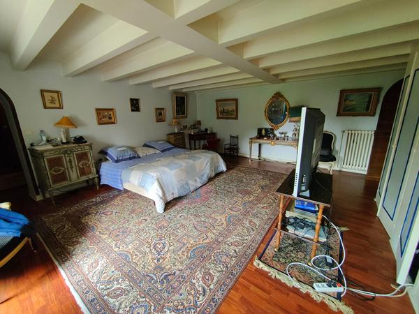 Achat maison Saint-Sulpice-de-Cognac - 7 pièce(s) - 230 m² - 327 050 €