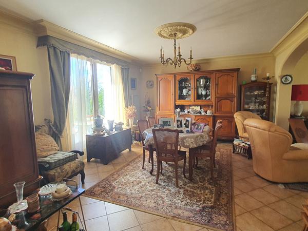 MAISON À VENDRE À SEIGY