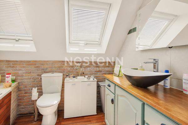 PLÉRIN - Maison familiale rénovée 4 chambres avec sous-sol complet et jardin clos