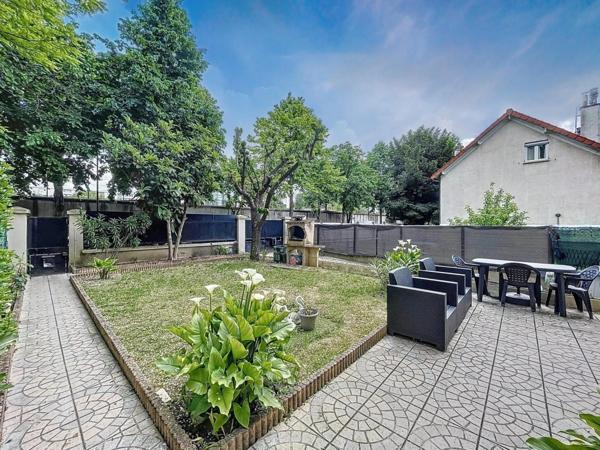 Maison familiale à deux pas du RER D