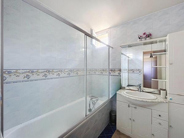 Maison familiale à deux pas du RER D